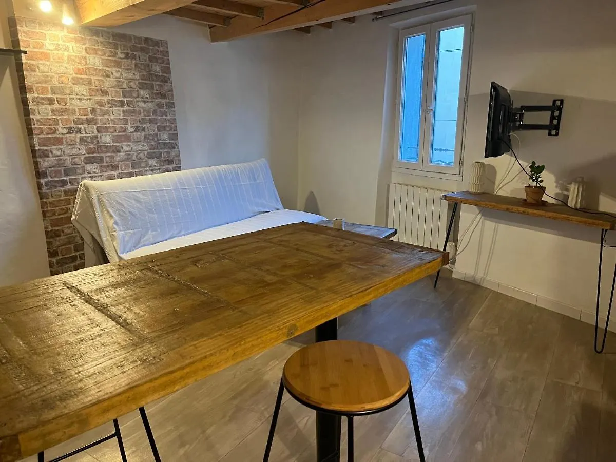 Апартаменты Studio Mezzanine Monteux Centre Box Fibre Netflix Франция