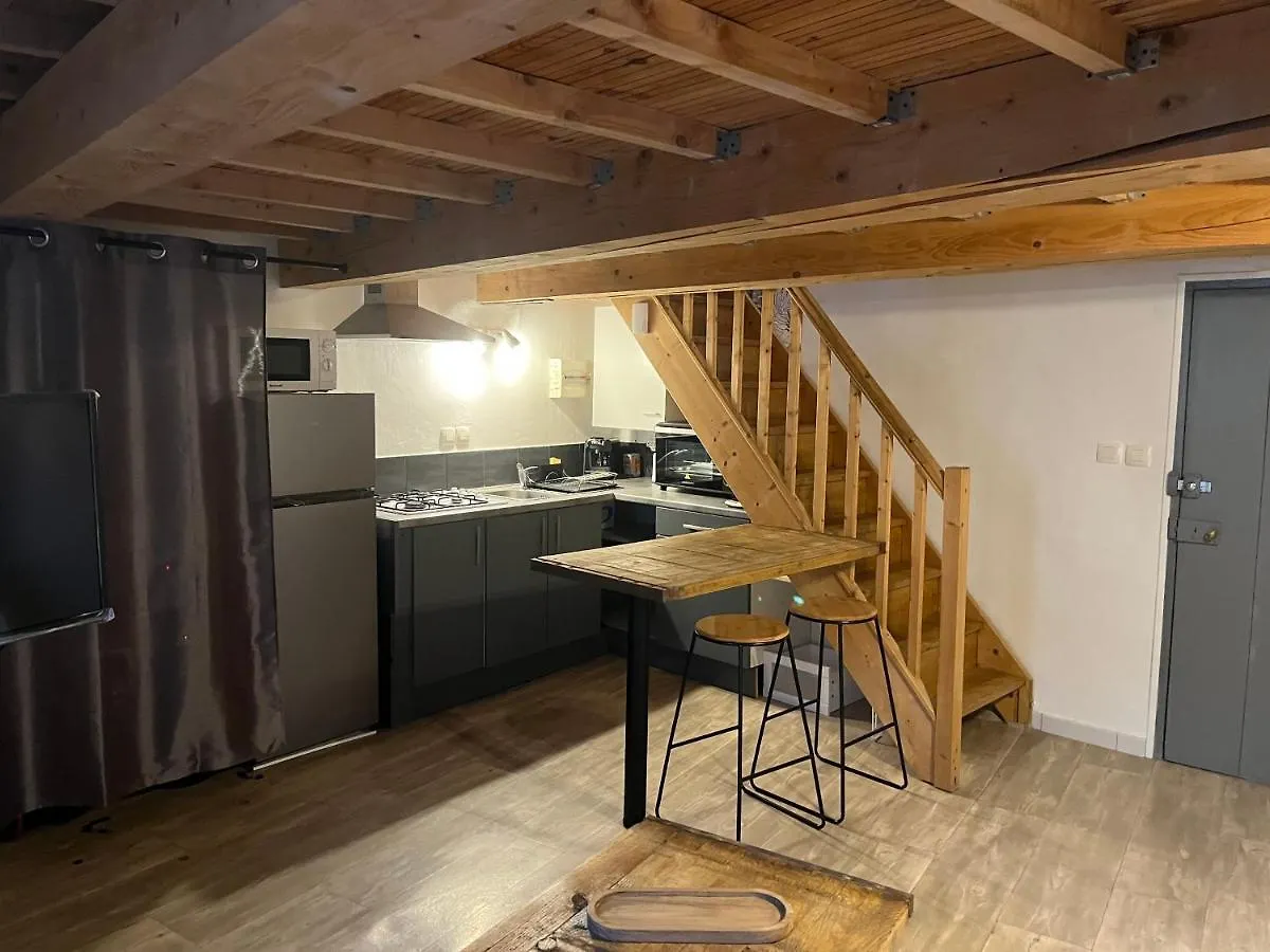 Апартаменты Studio Mezzanine Monteux Centre Box Fibre Netflix